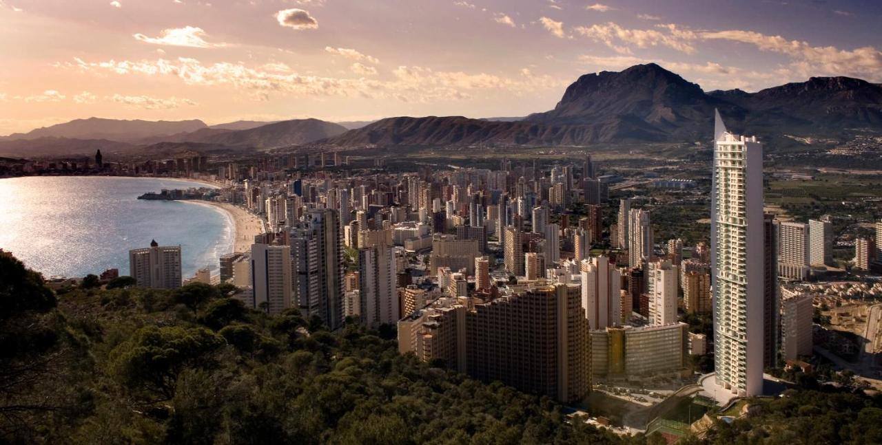 ベニドルムPlanta 39 - Impresionantes Vistas Al Marアパートメント エクステリア 写真